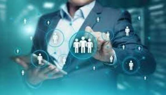 الإدارة والموارد البشرية: شركاء النجاح